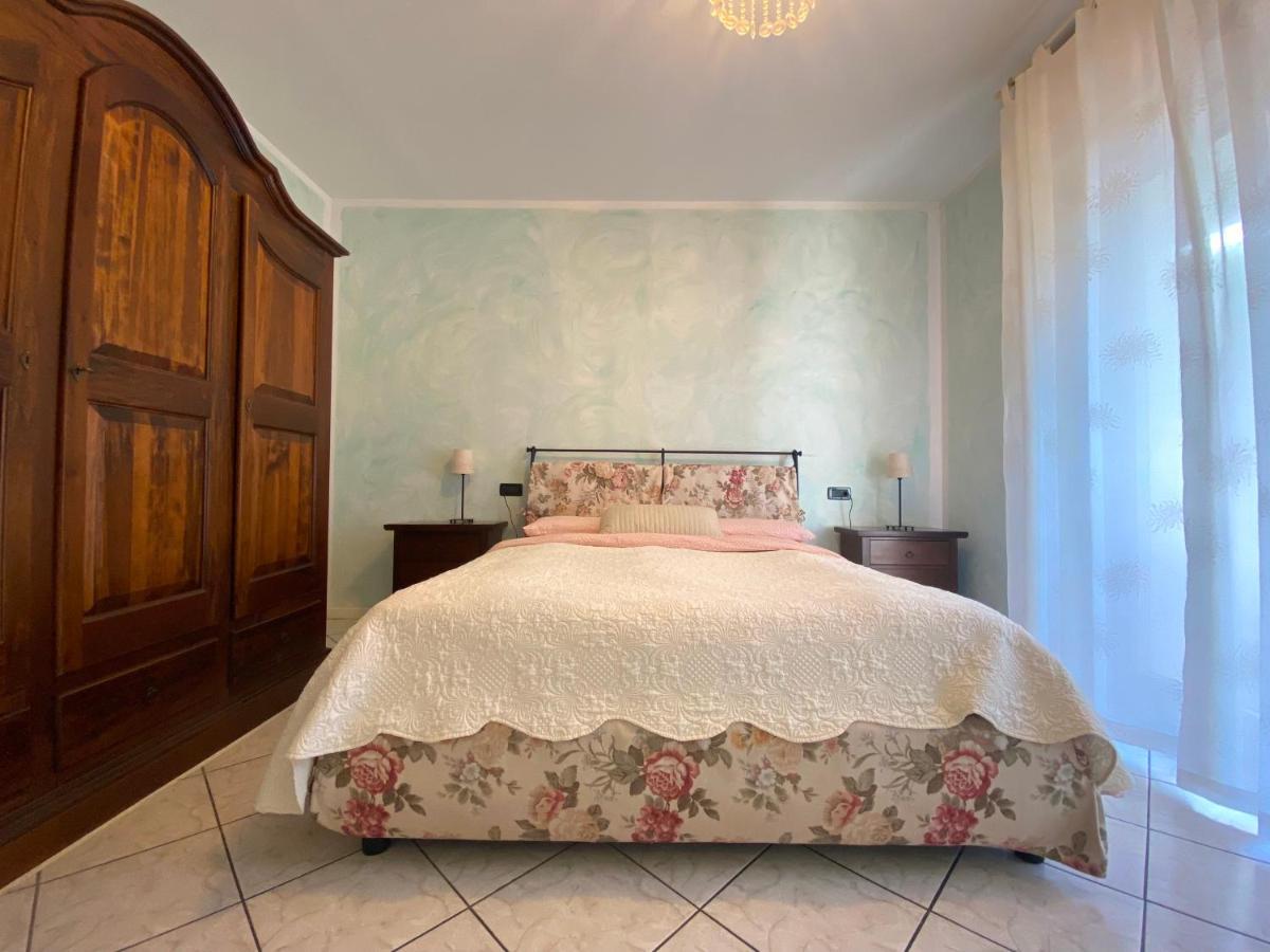 Appartamenti Villa Lina Ντεζεντσάνο ντελ Γκάρντα Εξωτερικό φωτογραφία