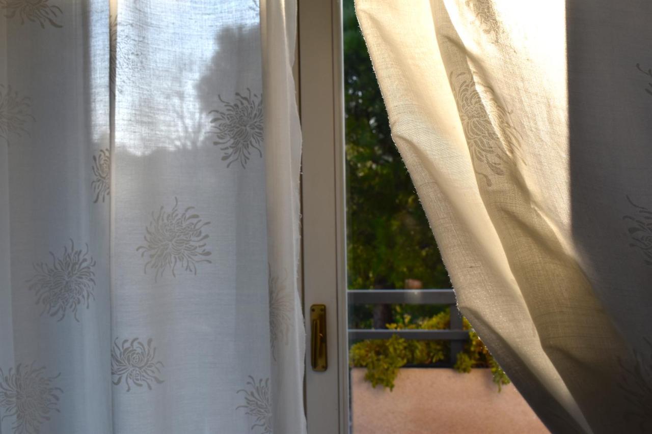 Appartamenti Villa Lina Ντεζεντσάνο ντελ Γκάρντα Εξωτερικό φωτογραφία
