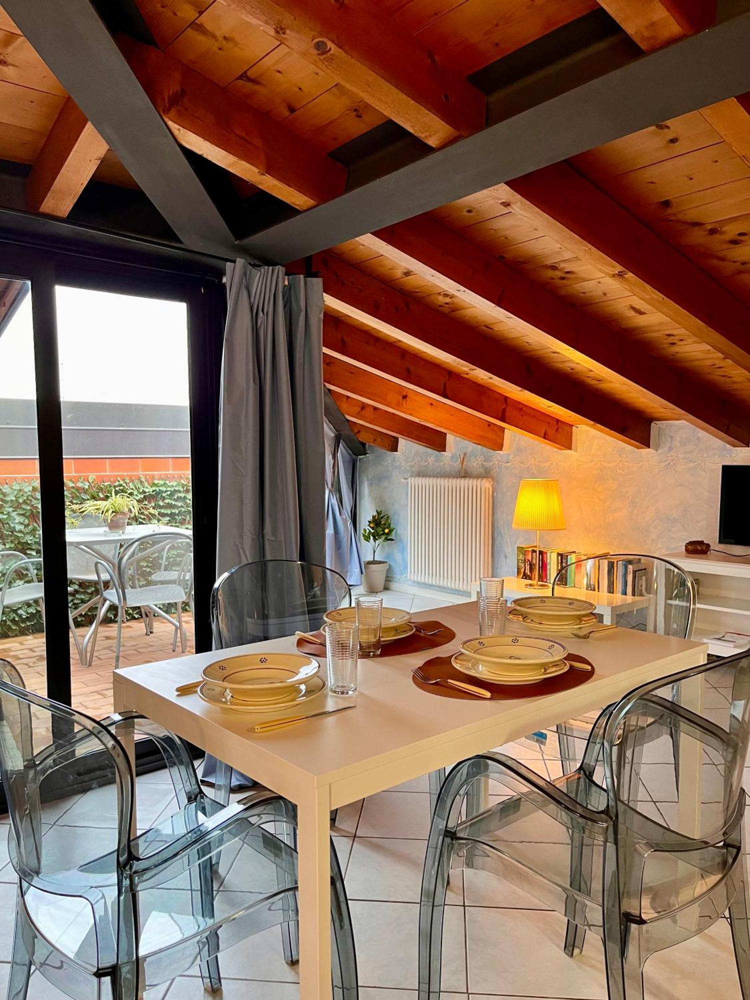 Appartamenti Villa Lina Ντεζεντσάνο ντελ Γκάρντα Εξωτερικό φωτογραφία