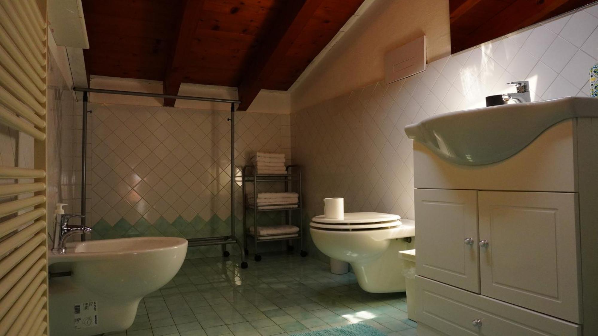 Appartamenti Villa Lina Ντεζεντσάνο ντελ Γκάρντα Εξωτερικό φωτογραφία