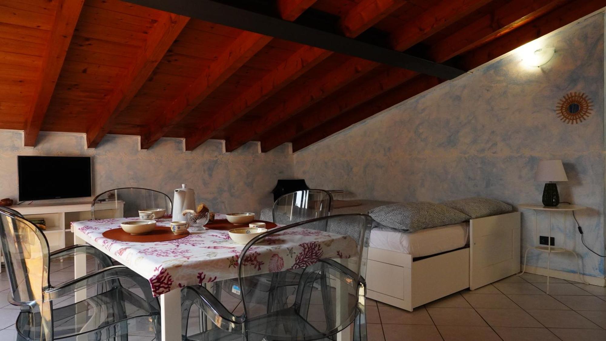 Appartamenti Villa Lina Ντεζεντσάνο ντελ Γκάρντα Εξωτερικό φωτογραφία