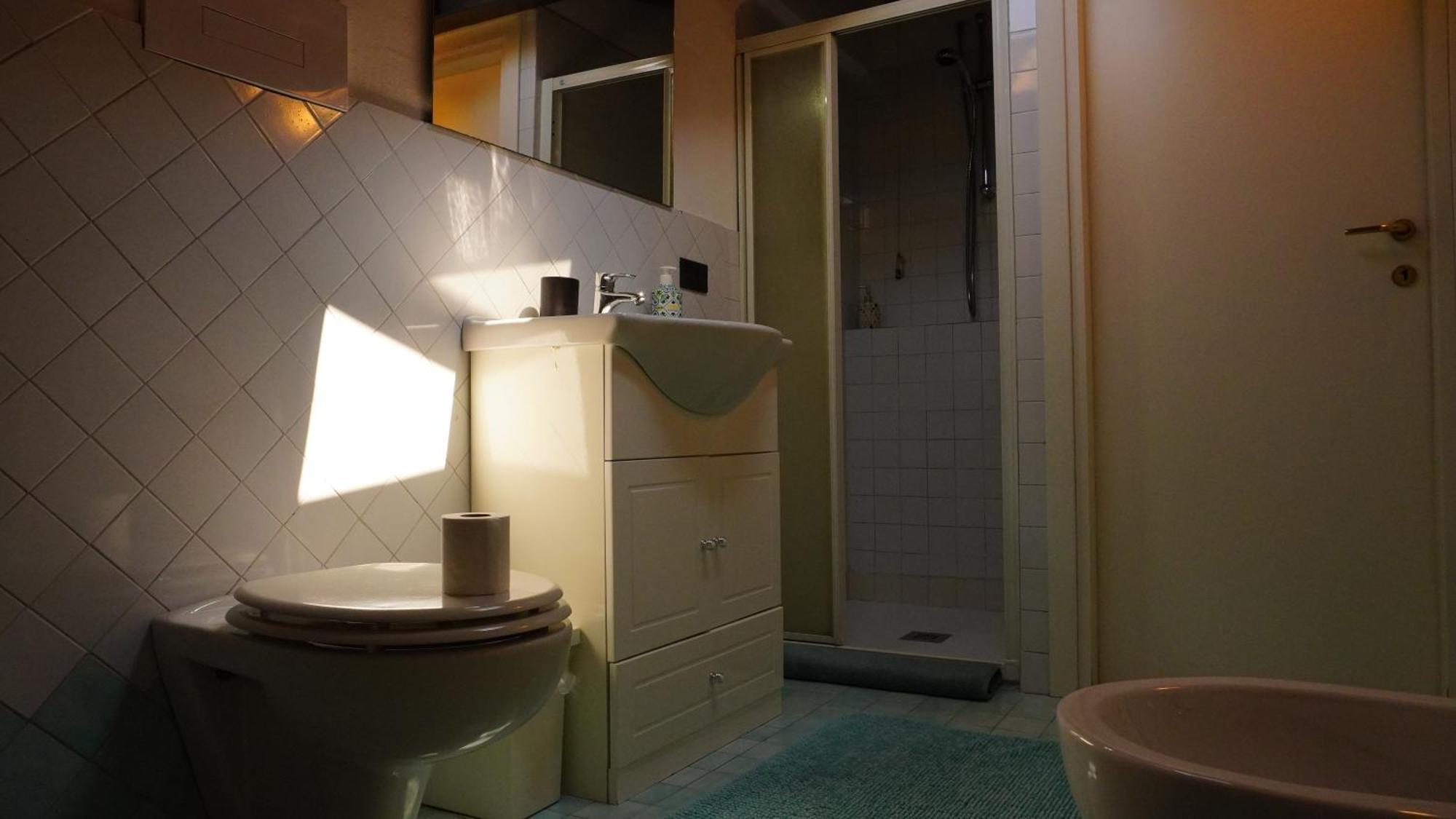 Appartamenti Villa Lina Ντεζεντσάνο ντελ Γκάρντα Εξωτερικό φωτογραφία