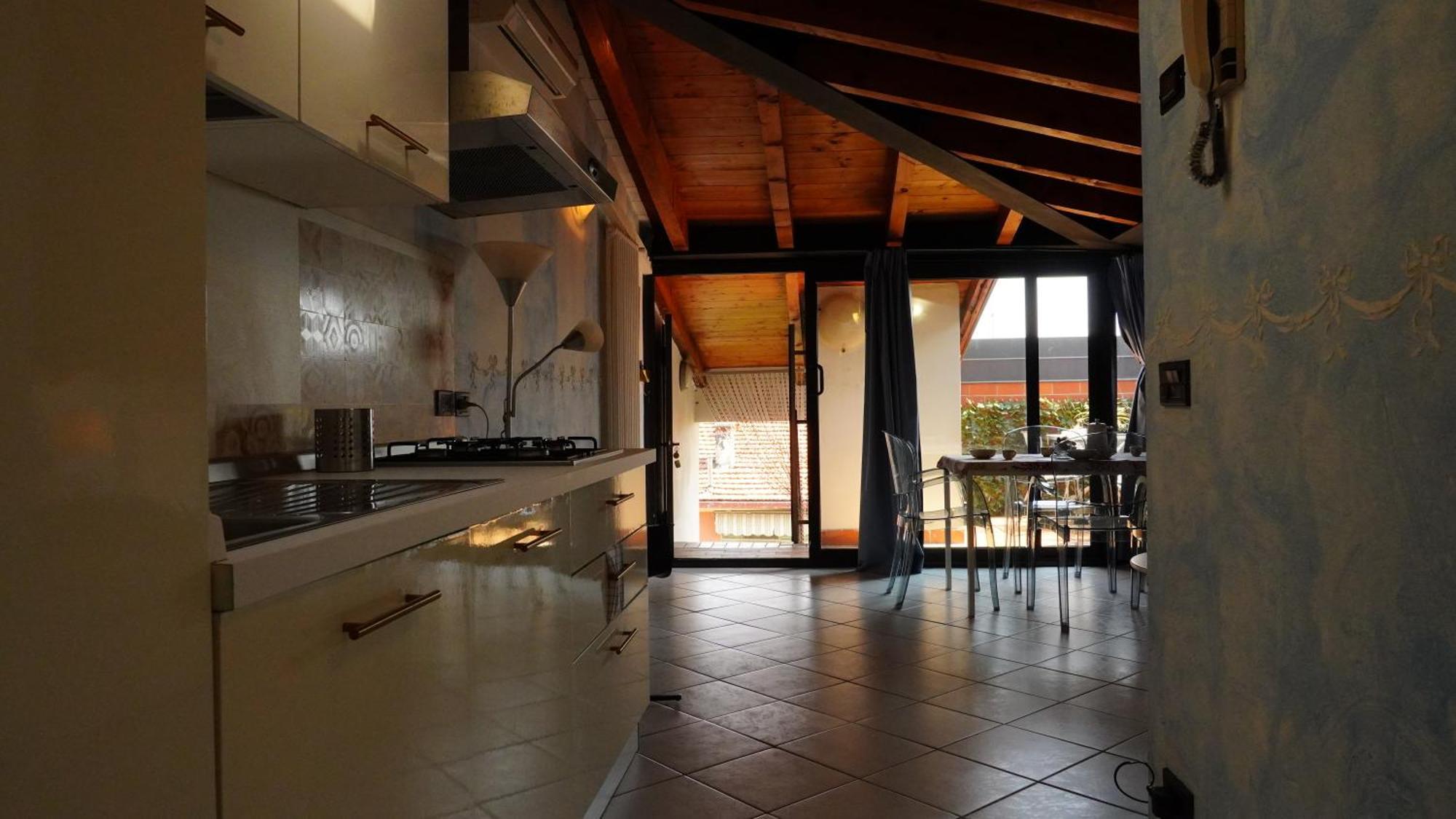 Appartamenti Villa Lina Ντεζεντσάνο ντελ Γκάρντα Εξωτερικό φωτογραφία