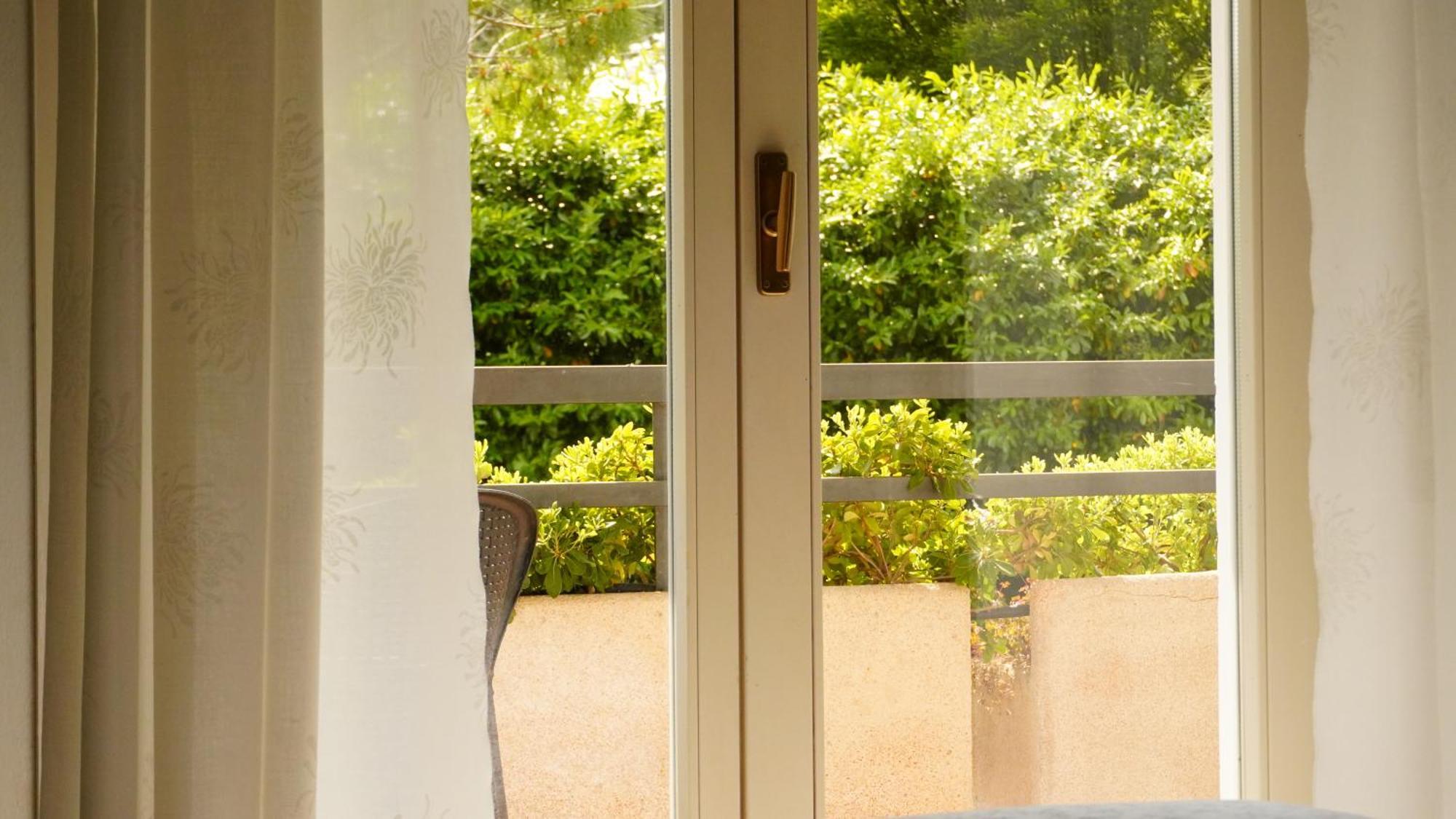 Appartamenti Villa Lina Ντεζεντσάνο ντελ Γκάρντα Εξωτερικό φωτογραφία